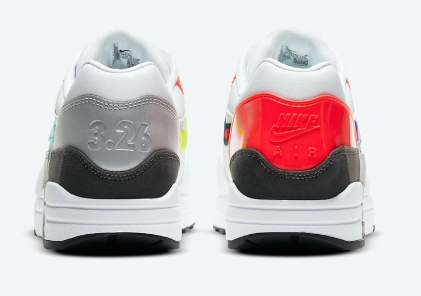 Les baskets Nike Air Max 1 sont iconiques pour leur style emblématique.retro incontournable pas cher. Le moins cher.exceptionnel 