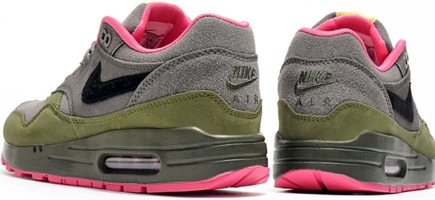 Les baskets Nike Air Max 1 sont iconiques pour leur style emblématique.retro incontournable pas cher. Le moins cher.exceptionnel 