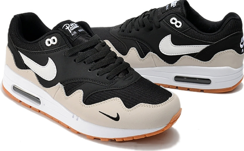 Les baskets Nike Air Max 1 sont iconiques pour leur style emblématique.retro incontournable pas cher. Le moins cher.exceptionnel 