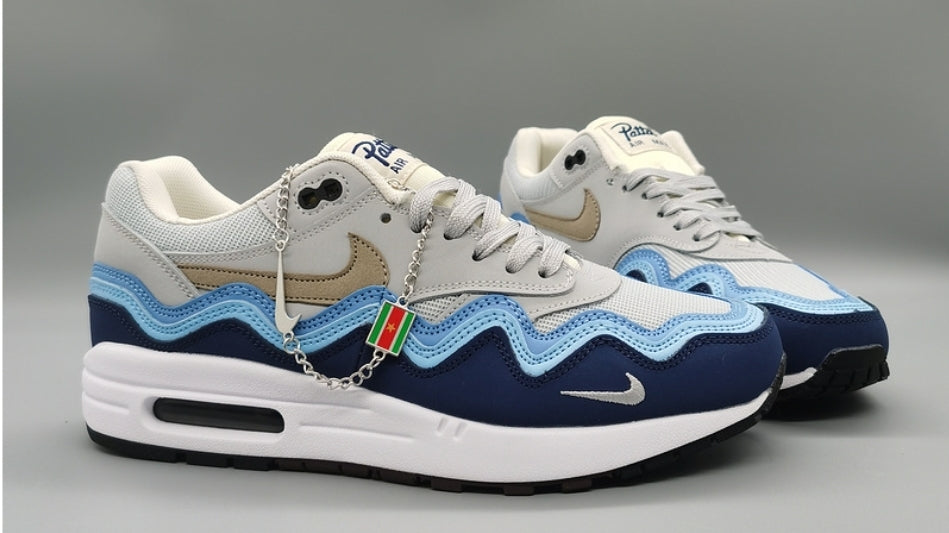 Les baskets Nike Air Max 1 sont iconiques pour leur style emblématique.retro incontournable pas cher. Le moins cher.exceptionnel 