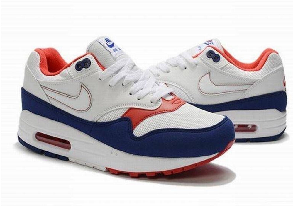 Les baskets Nike Air Max 1 sont iconiques pour leur style emblématique.retro incontournable pas cher. Le moins cher.exceptionnel 