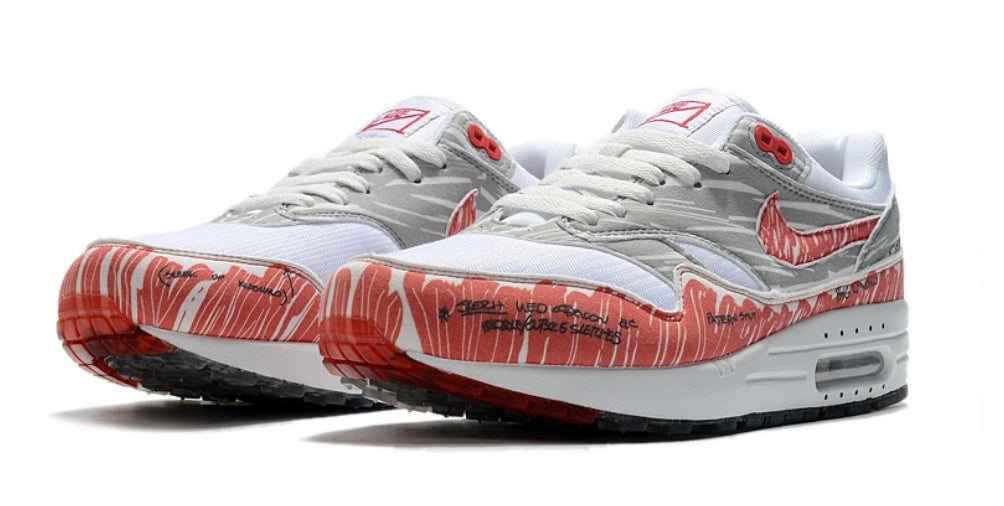 Les baskets Nike Air Max 1 sont iconiques pour leur style emblématique.retro incontournable pas cher. Le moins cher.exceptionnel 