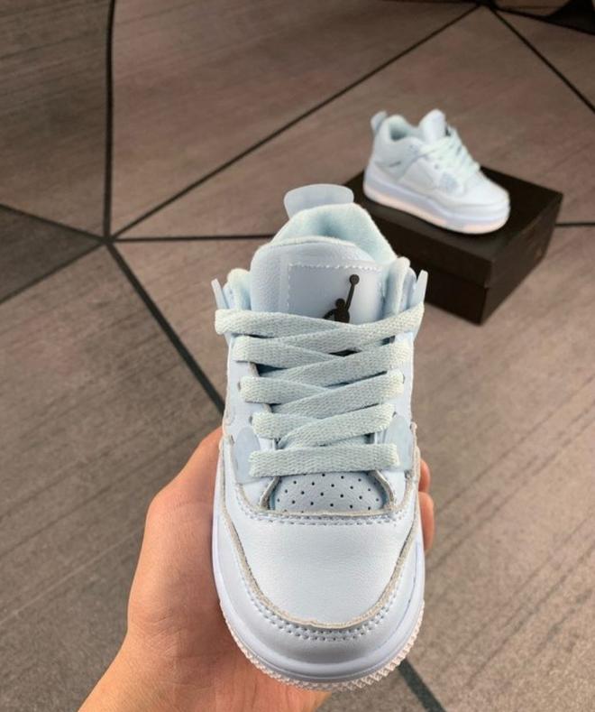 chaussure pour Enfant: jordan 04 Garçon/Fille !