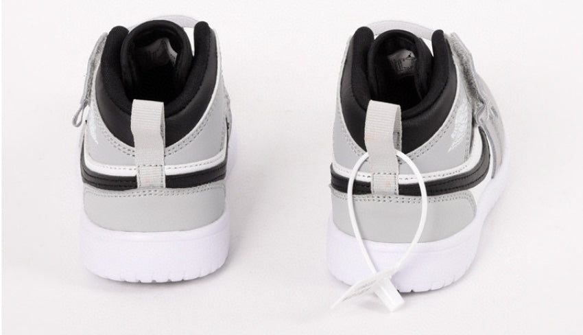 Chaussure pour Enfant: jordan  Garçon/Fille
