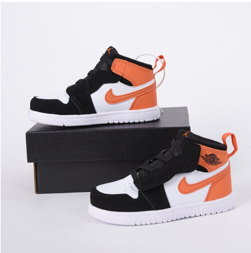 chaussure pour Enfant: jordan  Garçon/Fille