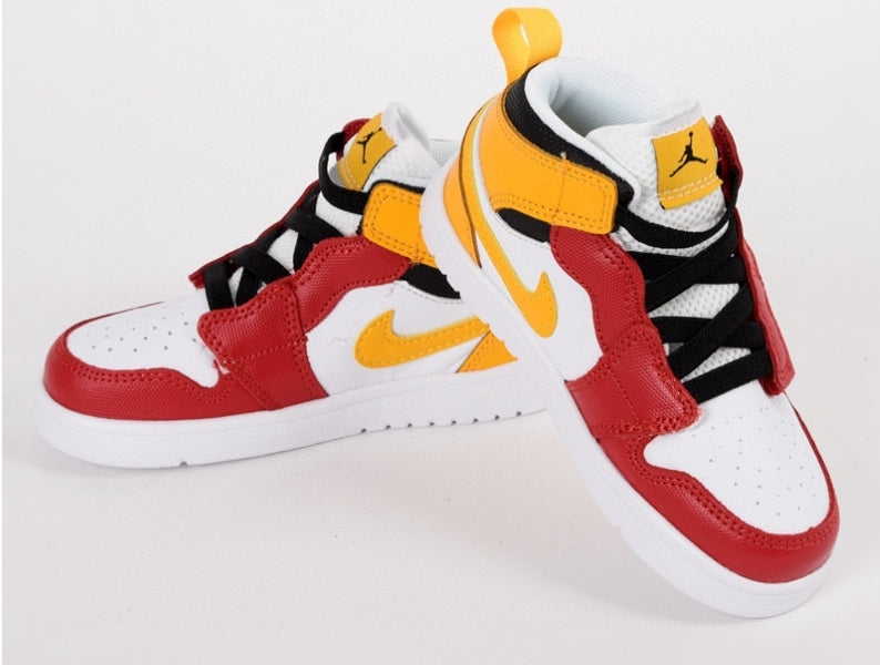chaussure pour Enfant: jordan  Garçon/Fille