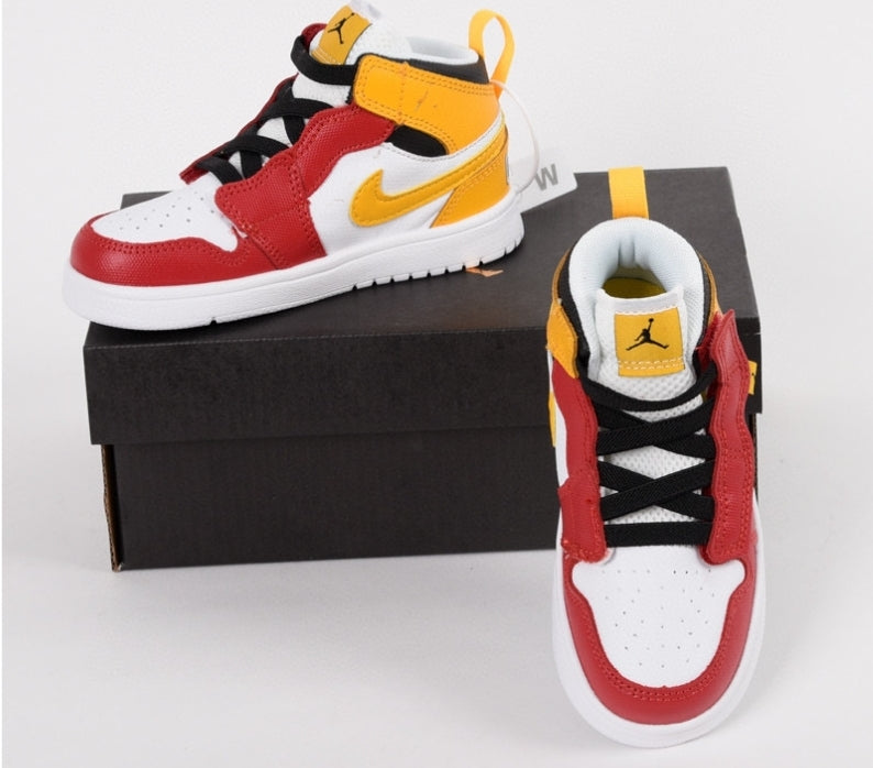 chaussure pour Enfant: jordan  Garçon/Fille