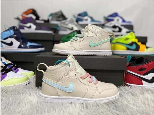 chaussure pour Enfant: jordan  Garçon/Fille