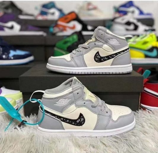 chaussure pour Enfant: jordan  Garçon/Fille