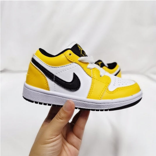 chaussure pour Enfant: jordan  Garçon/Fille