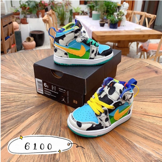 chaussure pour Enfant: jordan  Garçon/Fille