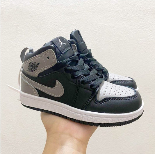 chaussure pour Enfant: jordan  Garçon/Fille