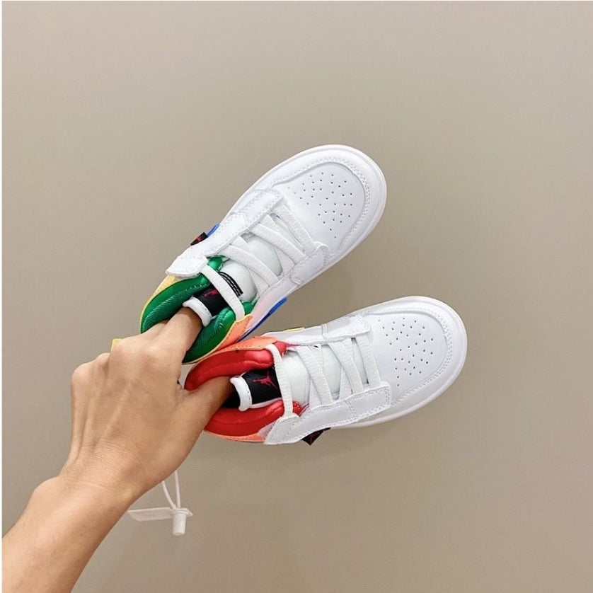 chaussure pour Enfant: jordan  Garçon/Fille