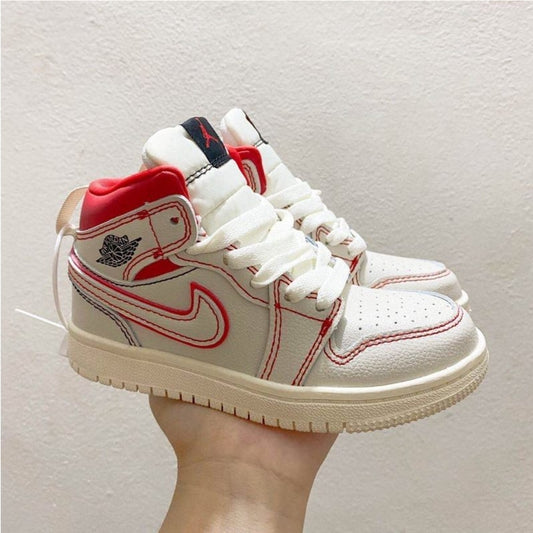 chaussure pour Enfant: jordan  Garçon/Fille