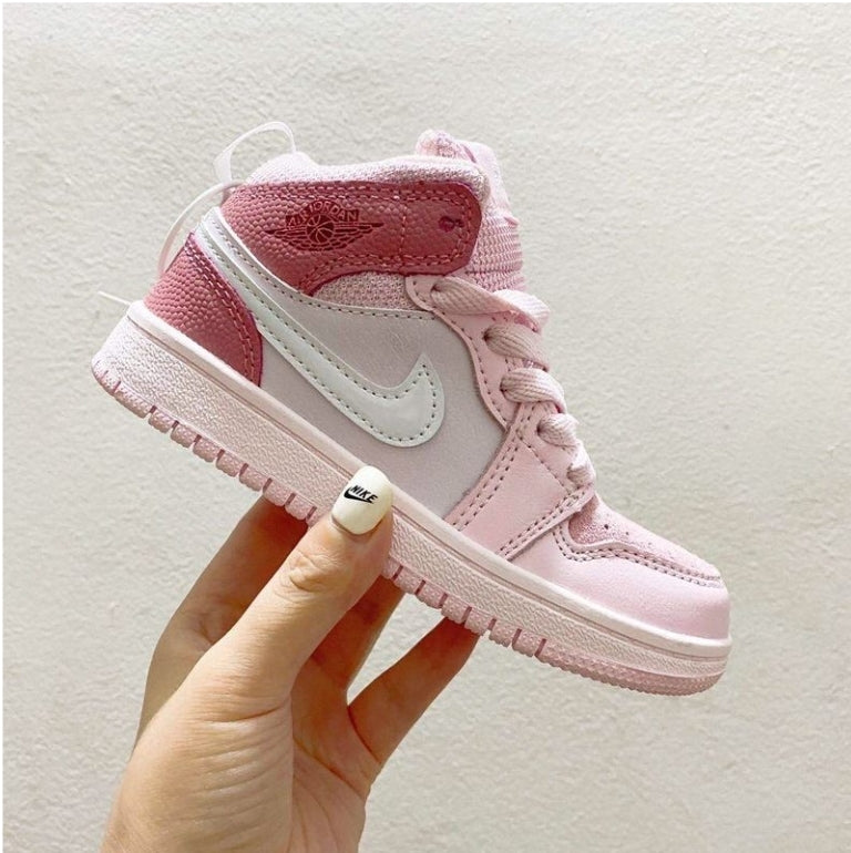 chaussure pour Enfant: jordan  Garçon/Fille