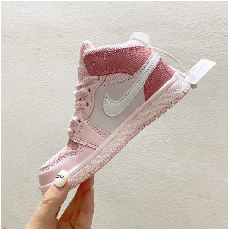 chaussure pour Enfant: jordan  Garçon/Fille