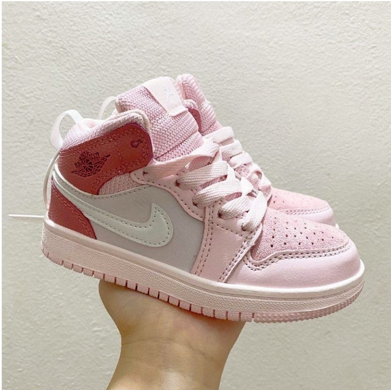 chaussure pour Enfant: jordan  Garçon/Fille
