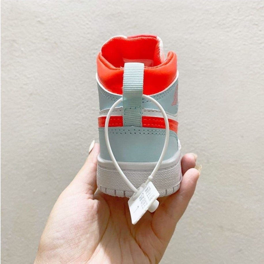 Chaussure pour Enfant: jordan  Garçon/Fille