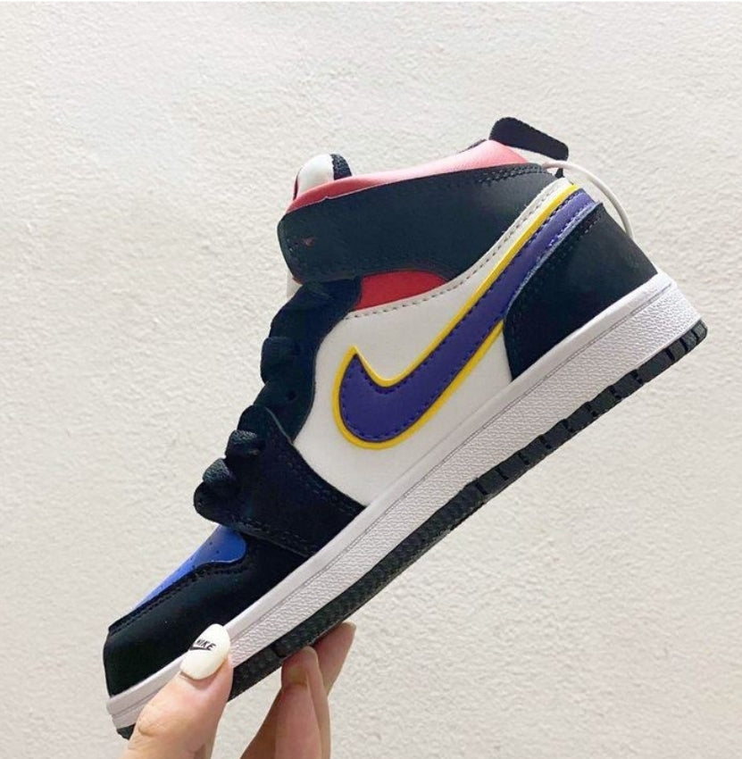 Chaussure pour Enfant: jordan  Garçon/Fille