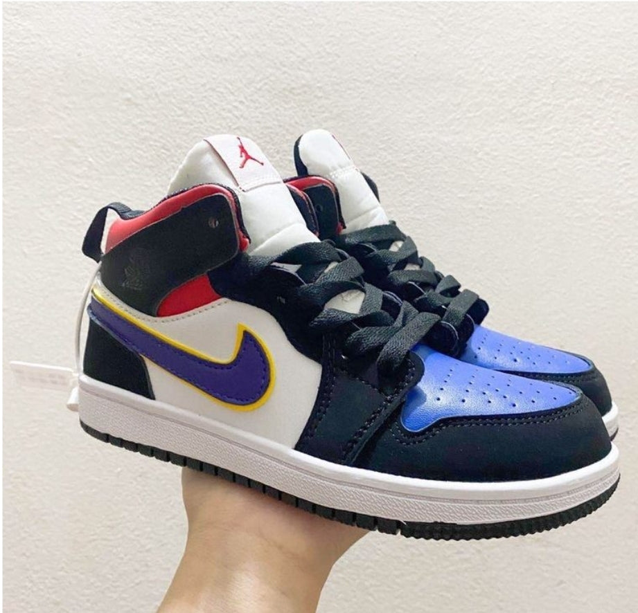 Chaussure pour Enfant: jordan  Garçon/Fille