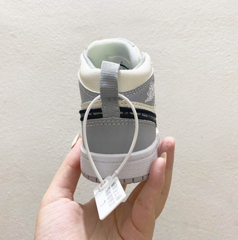 Chaussure pour Enfant: jordan  Garçon/Fille