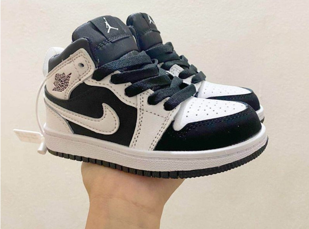 Chaussure pour Enfant: jordan  Garçon/Fille