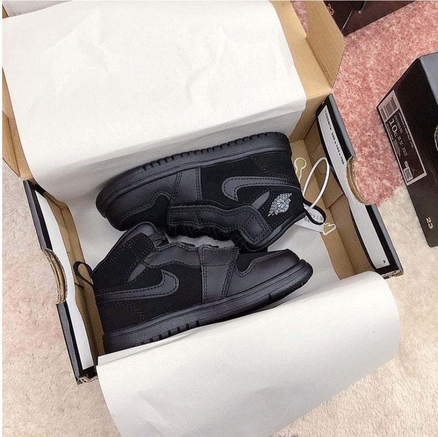Chaussure pour Enfant: jordan  Garçon/Fille