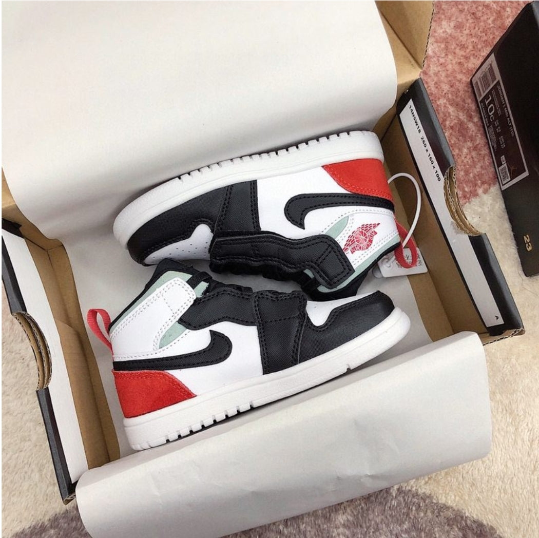 Chaussure pour Enfant: jordan  Garçon/Fille