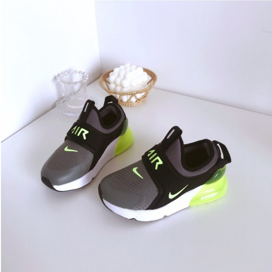 chaussure pour Enfant: nike 270 Garçon/Fille