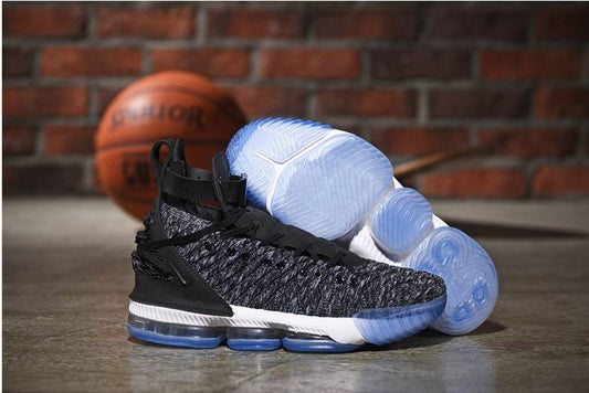 Chassures basket Lebron James