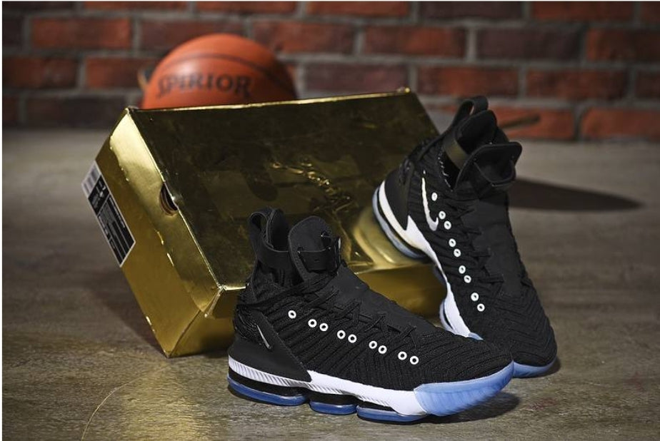 Chassures basket Lebron James