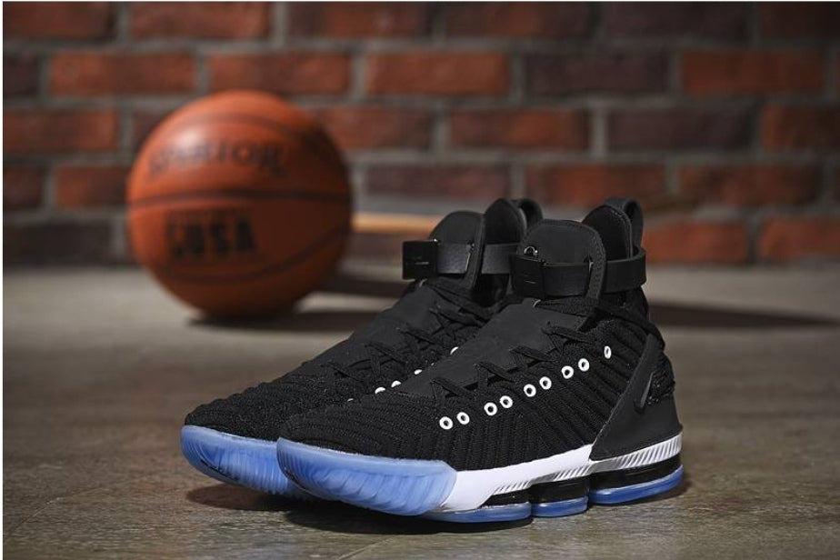 Chassures basket Lebron James