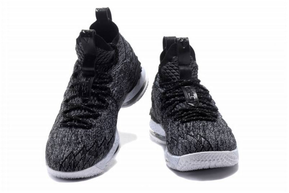 Chassures basket Lebron James