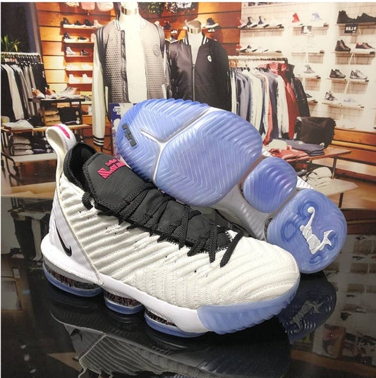 Chassures basket Lebron James