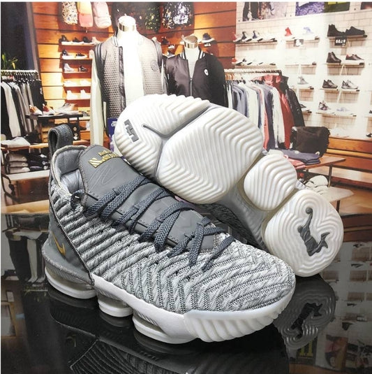 Chassures basket Lebron James