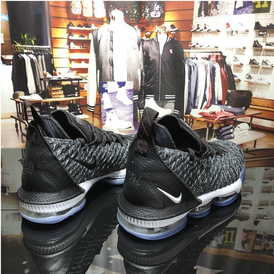Chassures basket Lebron James