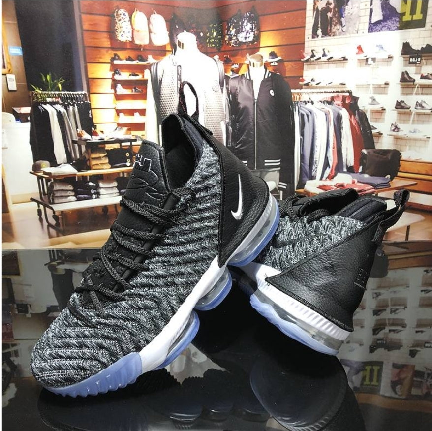 Chassures basket Lebron James