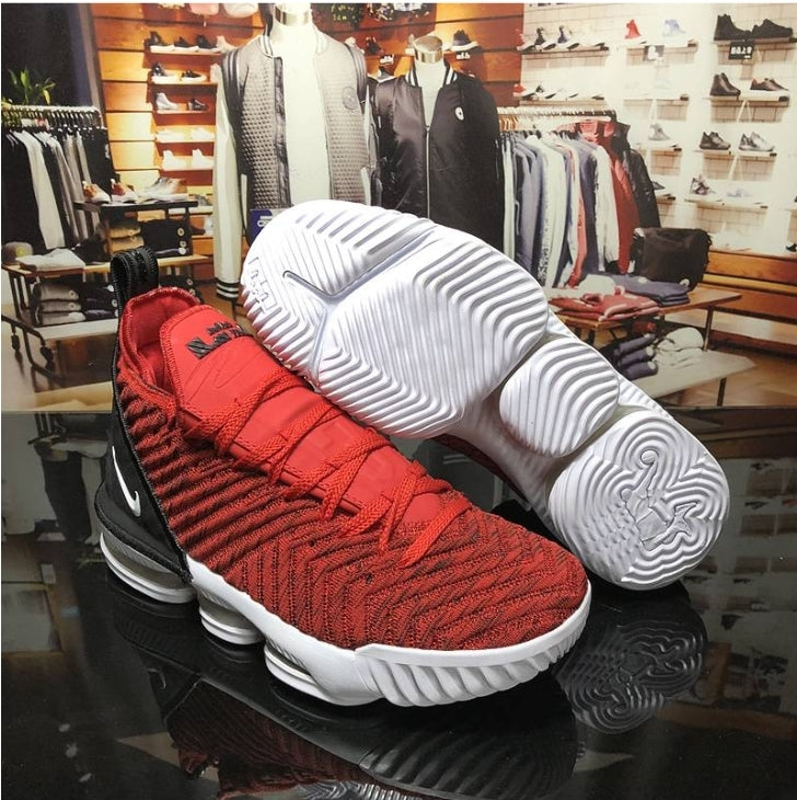Chassures basket Lebron James