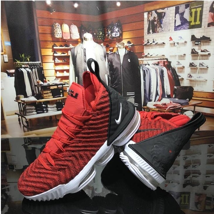 Chassures basket Lebron James