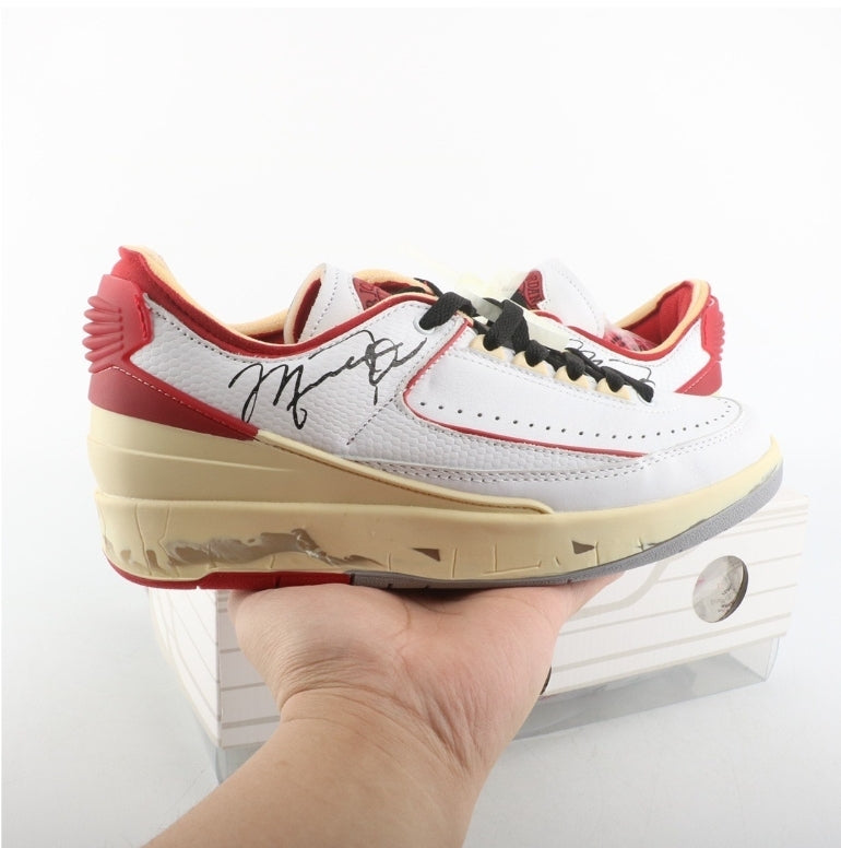 Les baskets Air Jordan 2 offrent un style emblématique et une performance exceptionnelle.

leur design élégant.pas cher.le moins cher.