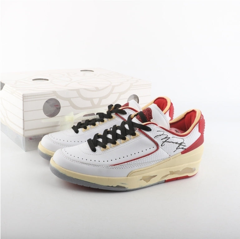 Les baskets Air Jordan 2 offrent un style emblématique et une performance exceptionnelle.

leur design élégant.pas cher.le moins cher.