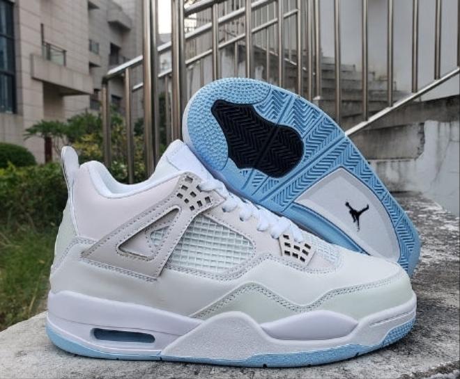 Les baskets Air Jordan 04 femme permettent de personnaliser votre style .En résumé, les Union X Air Jordan 04 femme incarnent le style.