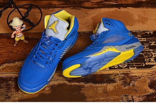 Les baskets Air Jordan 5 Retro (GS) "Oreo" Femme permettent de personnaliser votre style tout en bénéficiant d’un confort supérieur.