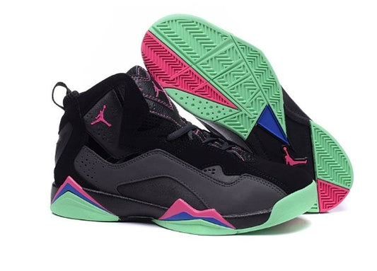 Baskets air Jordan 7 femme Elles ont conquis les amateurs de mode grâce à leur esthétique audacieuse et leurs innovations techniques.