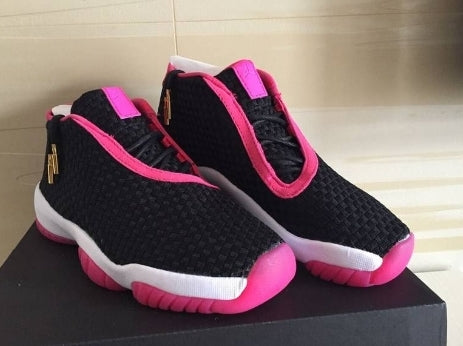 Les Air Jordan 11 Femme permettent de personnaliser votre style tout en bénéficiant d’un confort supérieur.Idéale pour un usage quotidien.