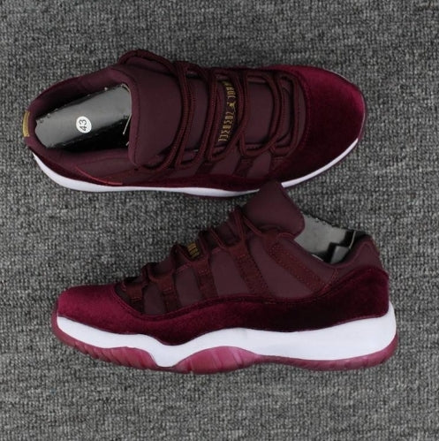 Les Air Jordan 11 Femme permettent de personnaliser votre style tout en bénéficiant d’un confort supérieur.Idéale pour un usage quotidien.