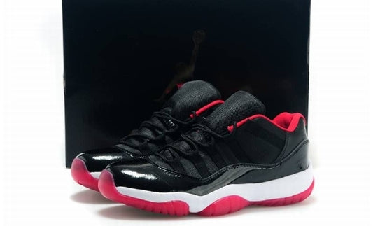 Les Air Jordan 11 Femme permettent de personnaliser votre style tout en bénéficiant d’un confort supérieur.Idéale pour un usage quotidien.