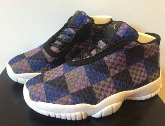 Les Air Jordan 11 Femme permettent de personnaliser votre style tout en bénéficiant d’un confort supérieur.Idéale pour un usage quotidien.