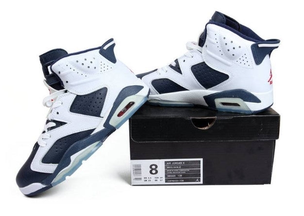 Les  baskets Air Jordan 6 Retro "Pantone" Femme permettent de personnaliser votre style tout en bénéficiant d’un confort supérieur.