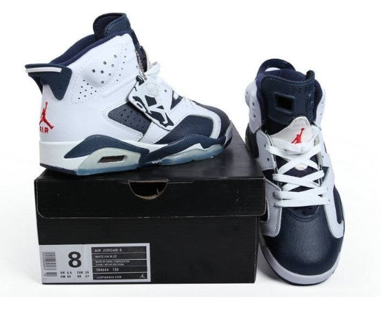 Les  baskets Air Jordan 6 Retro "Pantone" Femme permettent de personnaliser votre style tout en bénéficiant d’un confort supérieur.
